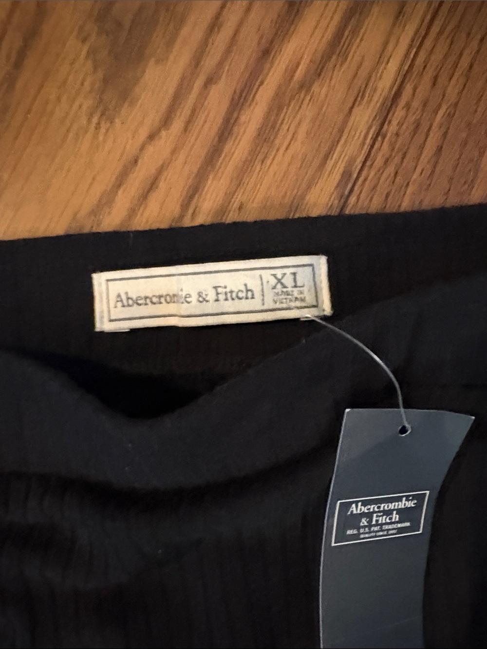 NWT Abercrombie & Fitch Black Ribbed Midi Skirt - Picture 2 of 10